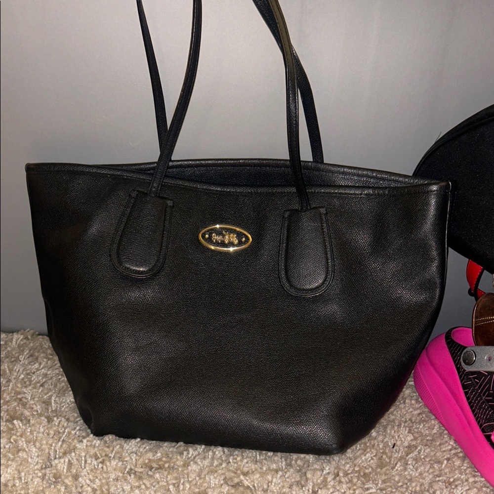 Coach Taxi Black Leather Tote Bag - Picture 1 of 9